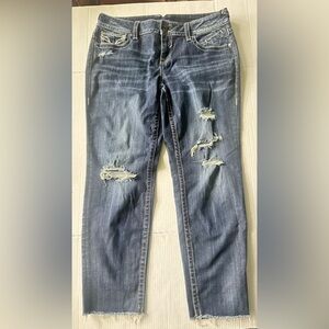 Vigoss Jeans Women’s 15/16 Chelsea‎ Distressed Thick Stitch Raw Hem